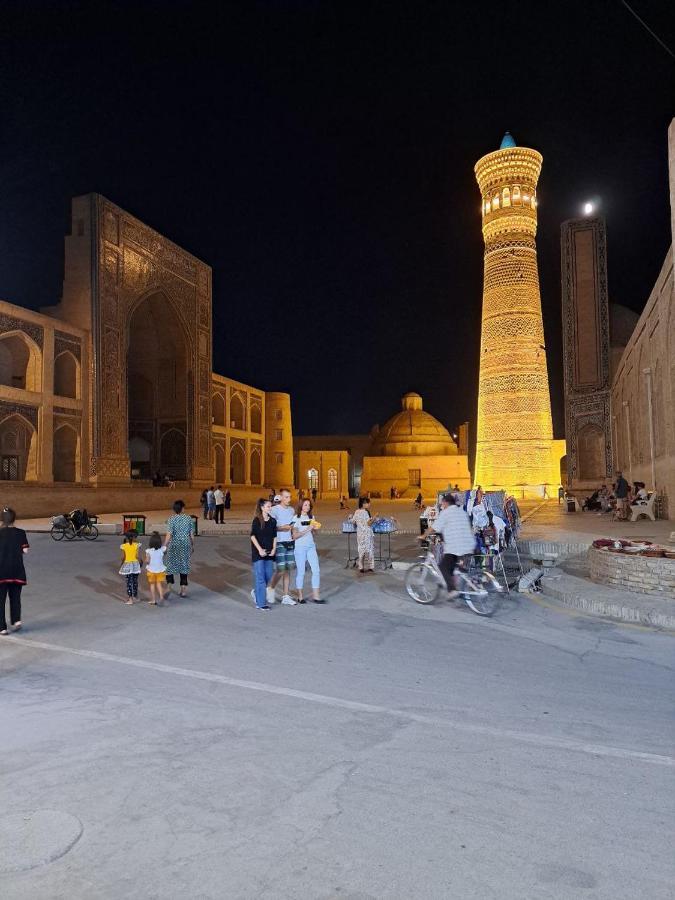 Karavan Hotel Bukhara Exterior photo